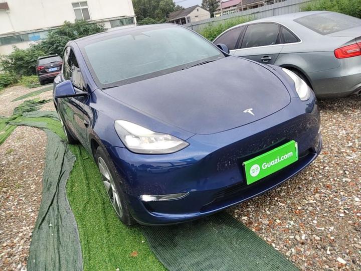 Model Y 2021 Long Range AWD photo 3