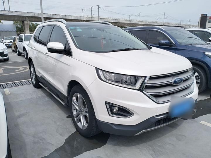 Edge 2018 EcoBoost 245 RWD 7-Seater China VI photo 3