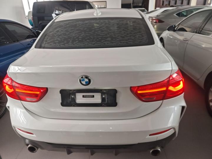 1 Series 2019 120i Leading M Sport Package photo 5