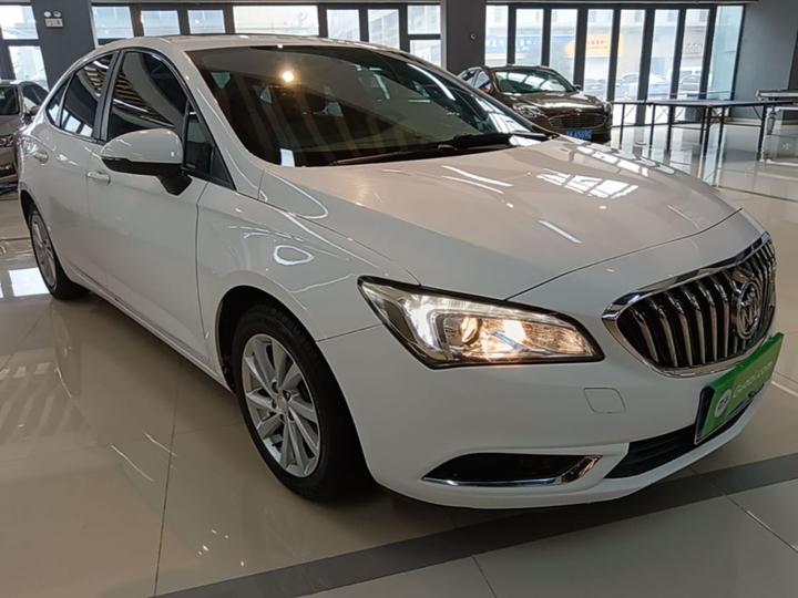 Verano 2015 Sedan 15S AT Leading photo 3