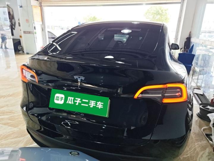 Model Y 2022 RWD photo 5
