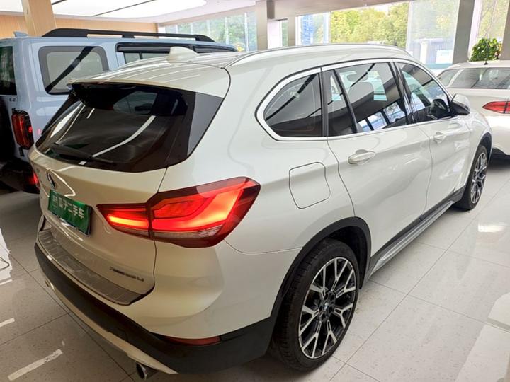 X1 2022 Facelift xDrive25Li Exclusive photo 4