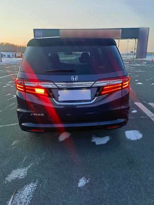 Odyssey 2015 2.4L Luxury photo 4
