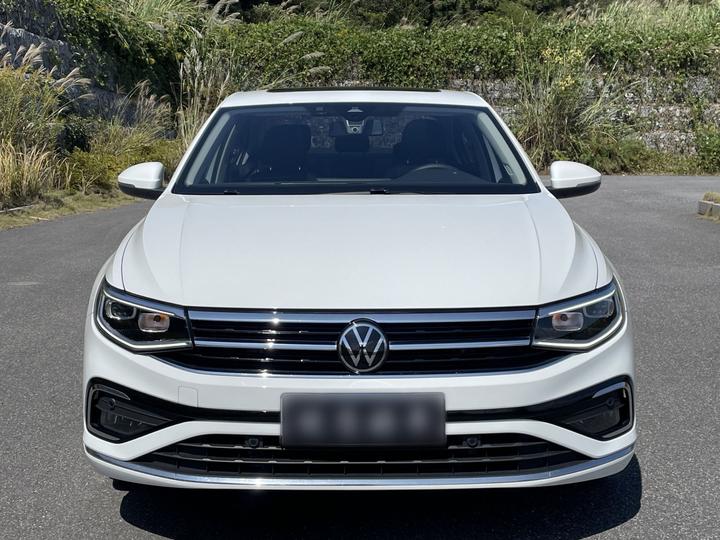 Bora 2023 300TSI DSG photo 2
