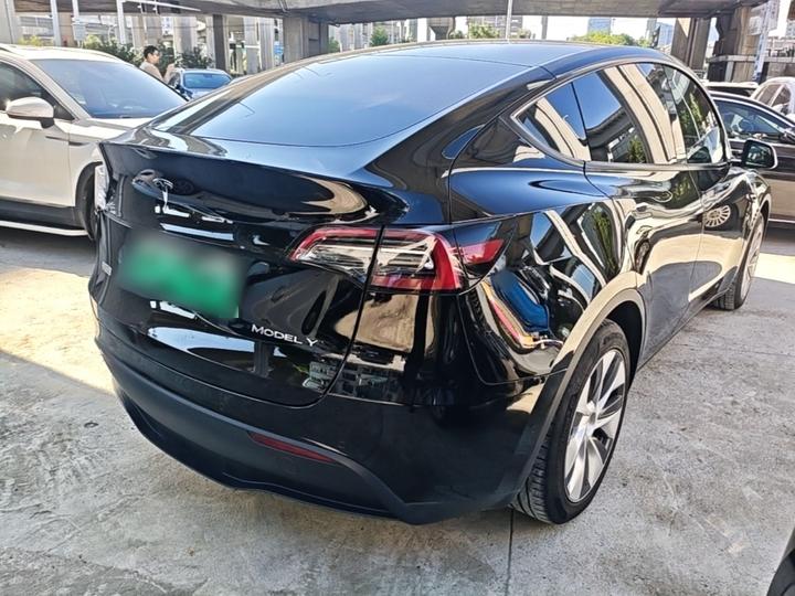 Model Y 2022 Facelift Long Range AWD photo 4