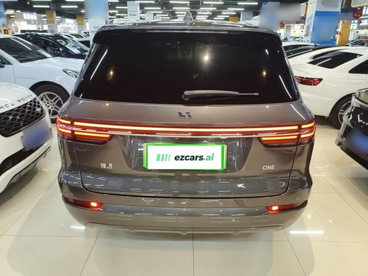 Li Auto ONE 2020 EREV 6-Seater photo 3