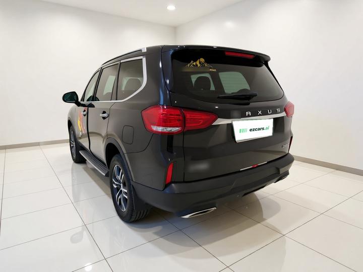MAXUS D90 Pro 2020 2.0T Petrol RWD Luxury 7-Seater photo 4