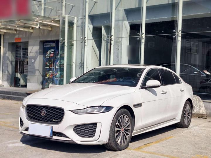XEL 2021 2.0T 200PS R-DYNAMIC Sport