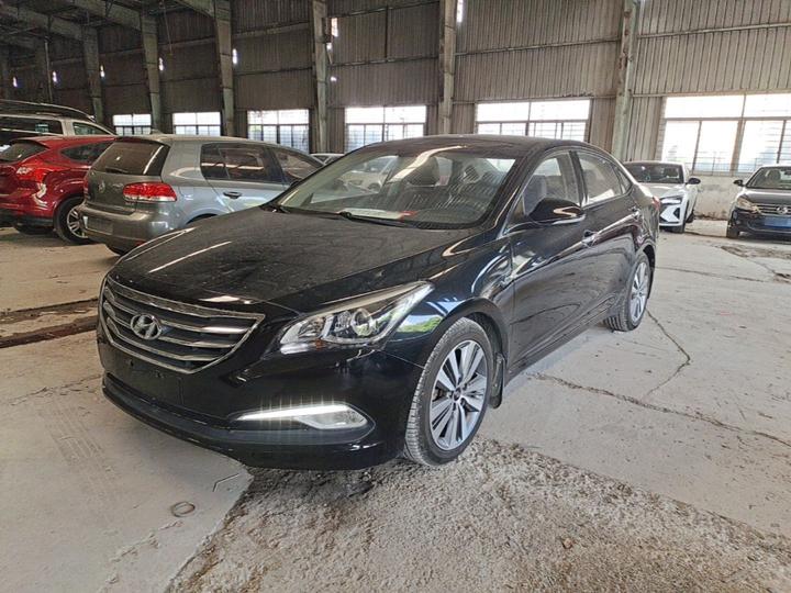 Mistra 2014 1.8L AT Premium DLX