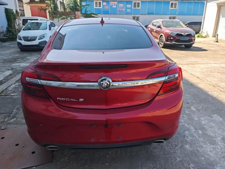 Regal 2015 1.6T Elite Tech photo 5