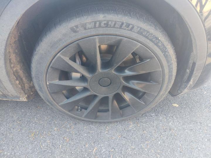 Model Y 2022 Facelift RWD photo 8