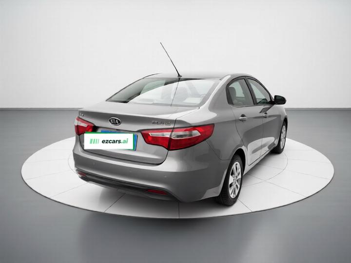 K2 2011 Sedan 1.4L MT GLS photo 6