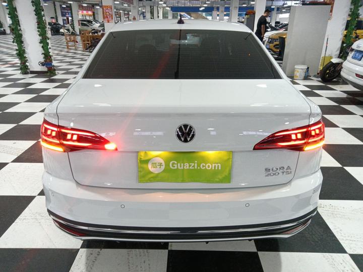 Bora 2025 200TSI DSGPRO photo 4