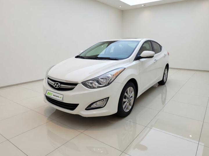 Elantra 2015 1.6L MT Leading