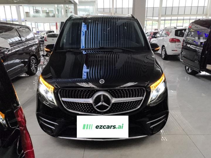 V-Class 2021 V 260 L Long Wheelbase Luxury photo 2