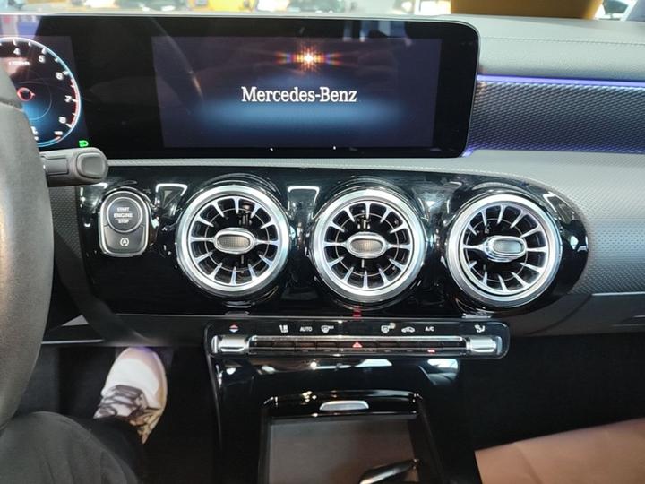 A-Class 2022 Facelift A 200 L Sport Dynamic photo 8