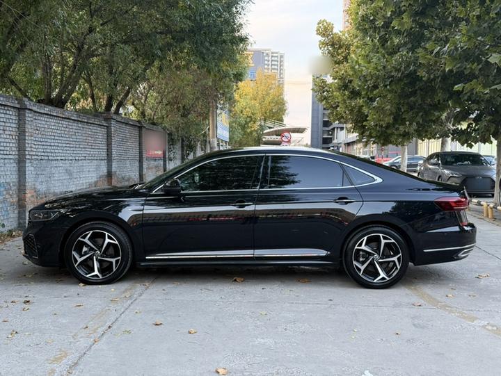 Passat 2022 330TSI Premium photo 4