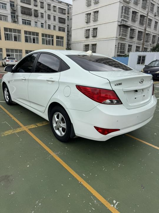 Verna 2014 1.4L AT Smart GLS photo 3