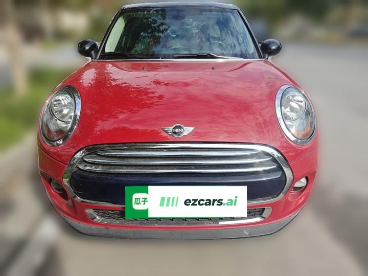 2016 1.5T COOPER 5-Door photo 2