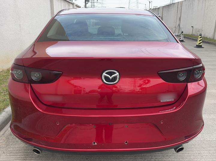3 Axela 2021 2.0L AT photo 6