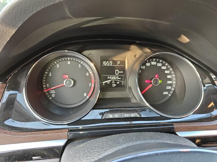 C-TREK 2017 1.6L AT Luxury photo 8