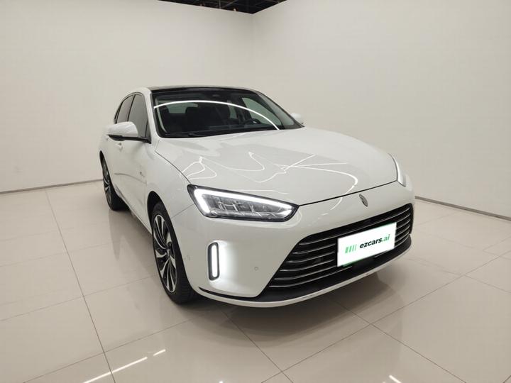 HIMA AITO M5 2022 EREV AWD photo 3