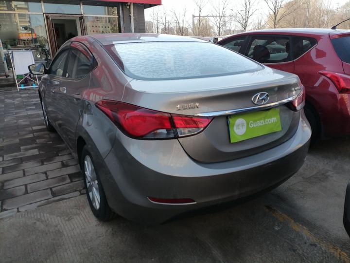 Elantra 2016 1.6L AT Smart photo 4