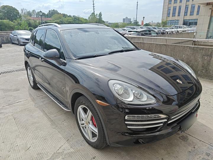 Cayenne Parallel Import photo 3
