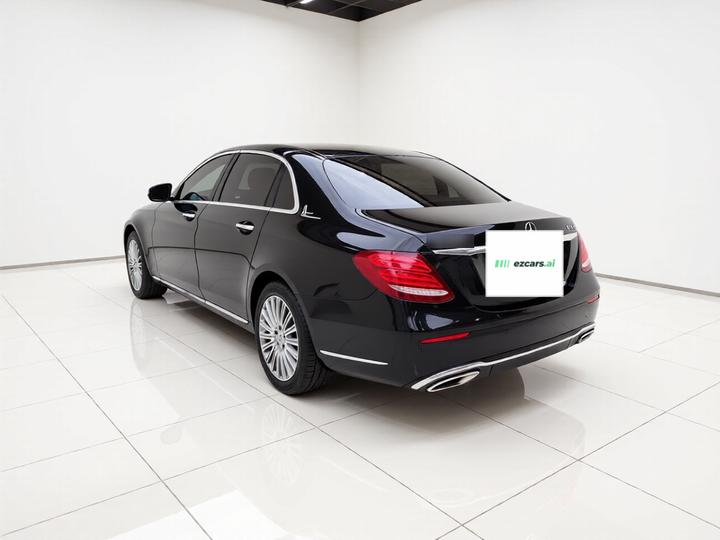 E-Class 2020 Facelift E 300 L Fashion photo 4