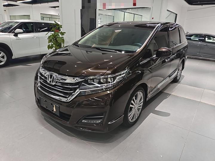 Elysion 2016 2.4L Luxury