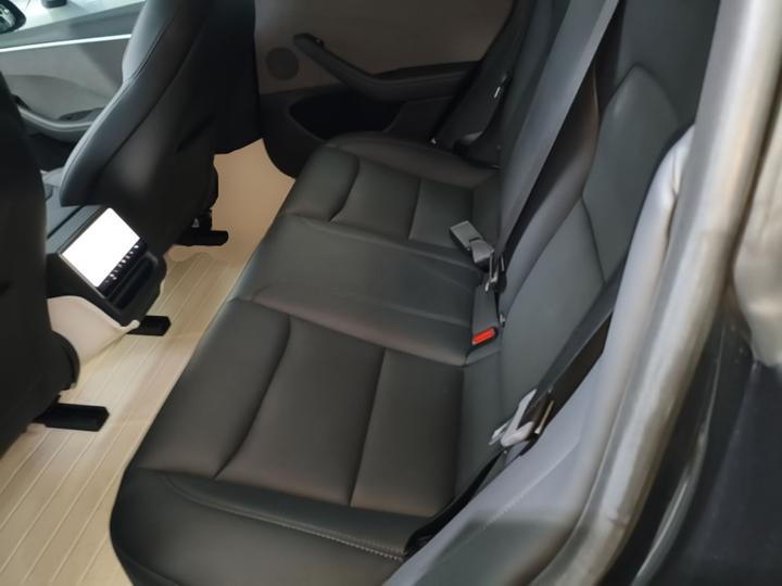 Model 3 2023 RWD photo 5