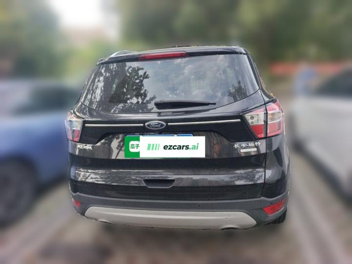 Kuga 2018 EcoBoost 180 RWD photo 5