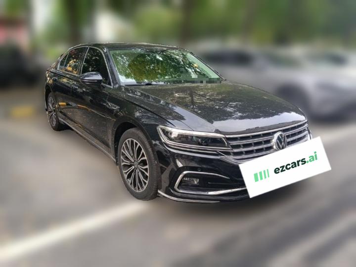 2021 380TSI Luxury photo 3