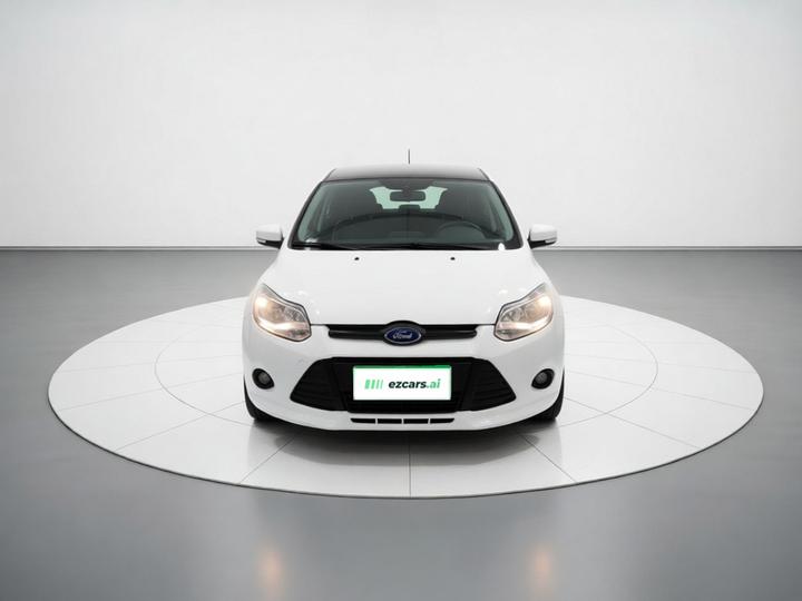 Focus 2012 Hatchback 1.6L AT Comfort photo 2