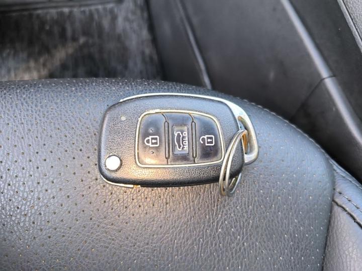 Elantra 2016 1.6L AT Smart Elite photo 8