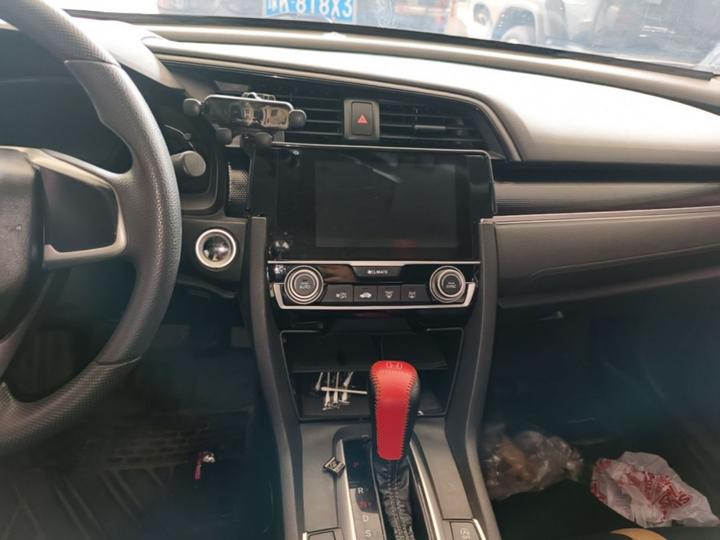 Civic 2019 180TURBO CVT China V photo 4
