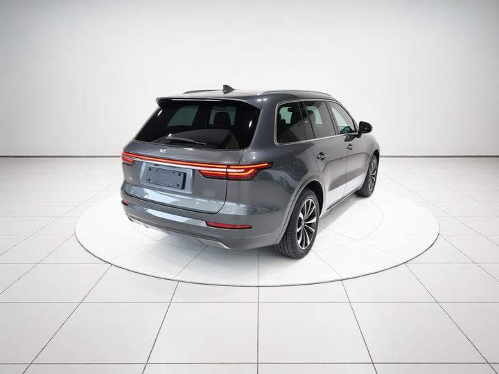 Li Auto ONE 2021 EREV 6-Seater photo 4