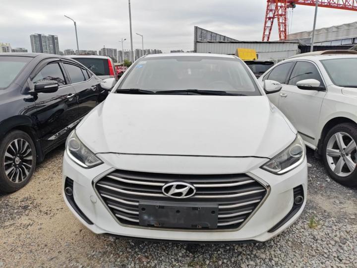 Elantra 2016 1.6L AT Smart Elite photo 2