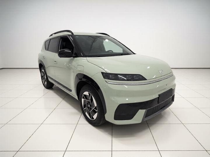 EO 2025 RWD TECH 64.2kWh photo 3