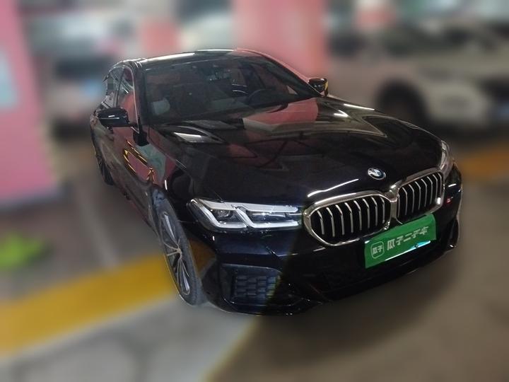 5 Series 2023 530Li Leading M Sport Package photo 3