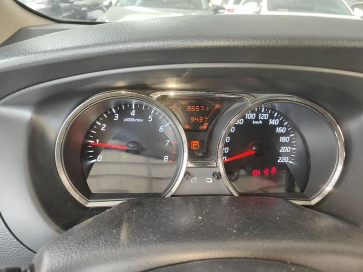 2015 1.6XE CVT Comfort photo 7
