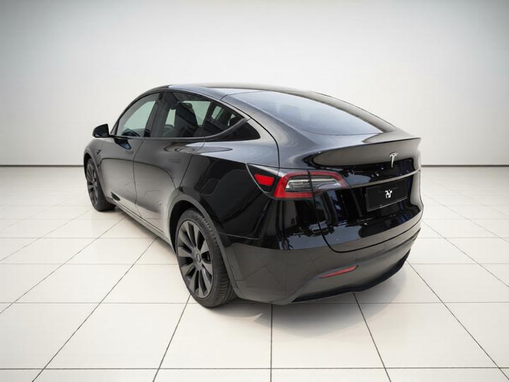 Model Y 2021 Standard Range RWD photo 4