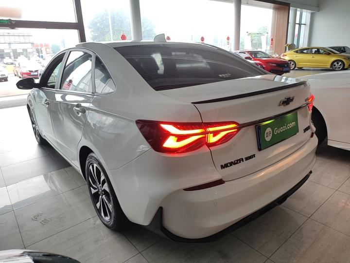 Cruze 2019 RS 330T AT China VI photo 4