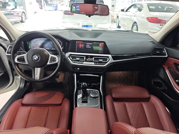 3 Series 2022 320Li M Sport Package photo 5