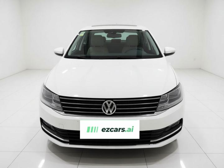 Lavida 2015 1.6L MT photo 2