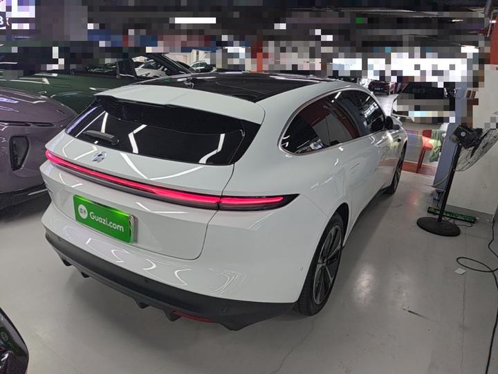 ET5T 2023 75kWh Touring photo 4