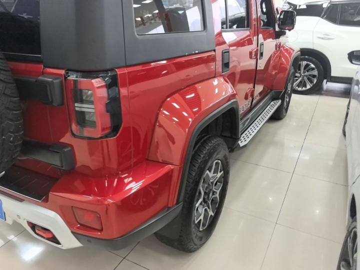 BJ40 2019 PLUS 2.3T AT AWD Exclusive China VI photo 7