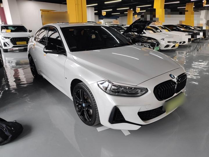 1 Series 2022 125i M Sport photo 3