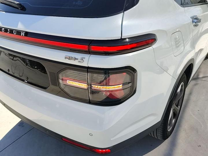 RM-5 2019 1.5T CVT 24 Premium 6-Seater photo 7