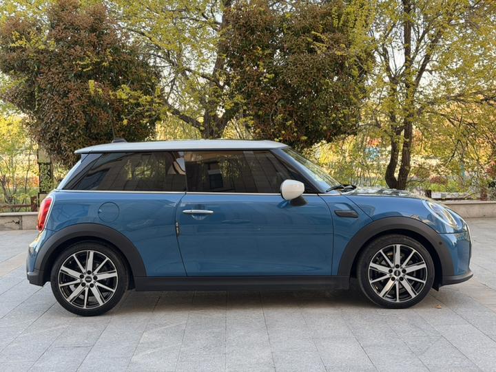 2022 1.5T COOPER photo 4